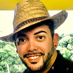 Meet your Posher, Luis